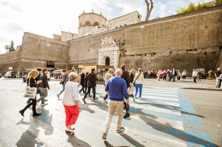 Vatican, Sistine Chapel & St. Peter's Skip-the-Line Tour - Practical Details and Tips