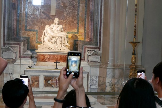 Vatican VIP Experience -Small Group Of 10 Participants or Private - Professional Tour Guide