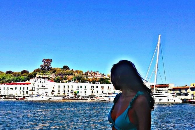 Vaucher to Capri From Naples Including Hydrofoil and Boat Tour of the Island - Tour Overview