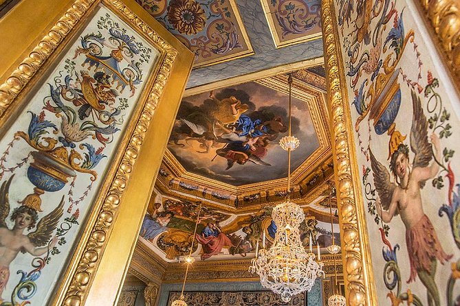 Vaux-Le-Vicomte- Private Day-Trip (Pickup and Dropoff At/To Your Hotel in Paris) - Common Questions