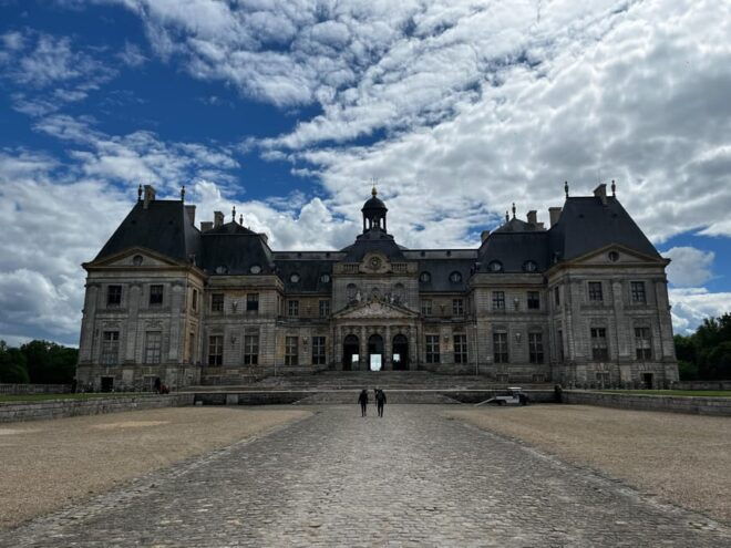 Vaux-Le-Vicomte - Private Tour With Official Licensed Guide - Booking Process