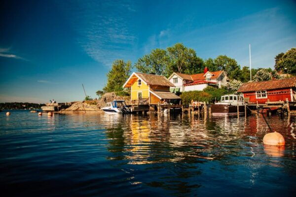 Vaxholm: Self Guided Kayak Adventure in Nature Reserve - Customer Ratings and Insights