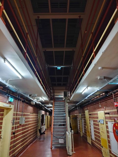 Veenhuizen: Jail & Brewery Tour With Prison Guard Demo's - Payment Options