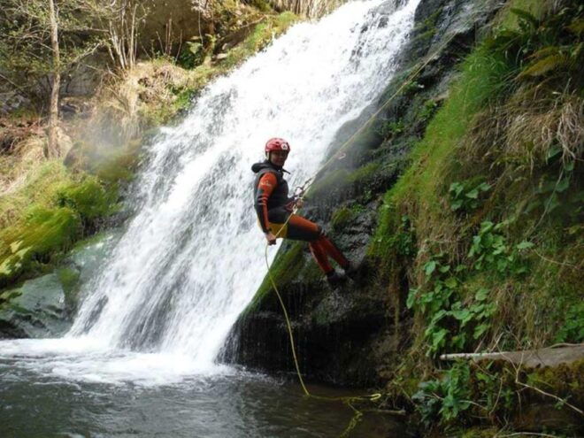 Vega De Pas: Canyoning in the Ajan and Yera Rivers - Booking