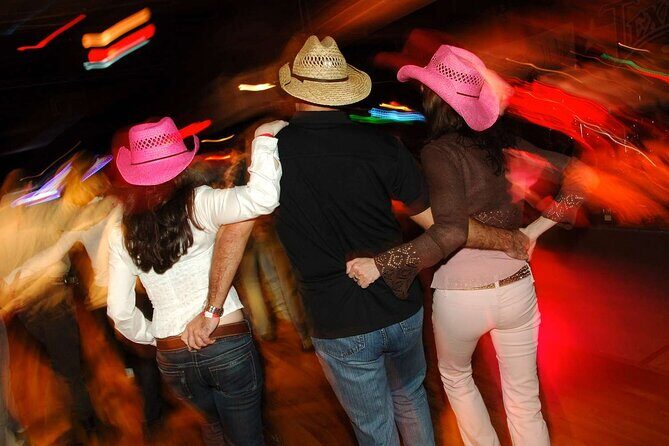 Vegas Country Bar Crawl: Party Bus & Drinks Included - The Sum Up