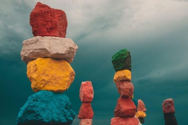 Vegas: Valley of Fire, Seven Magic Mountains, Las Vegas Sign - Highlights: Instagram-Worthy Moments and Stunning Views