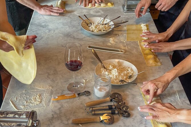 Vegetarian Cooking Class in the Florentine Hills 6 Guests Max - Location and Setting
