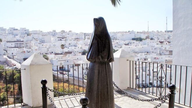 Vejer De La Frontera & Bolonia Private Day Trip From Seville - Tour Inclusions and Exclusions