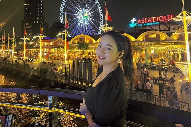 Vela Dinner Buffet Cruise with Bangkok Night Views and Shows - Exploring the Vela Dinner Buffet Cruise in Detail