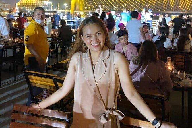 Vela Dinner Buffet Cruise with Bangkok Night Views and Shows - FAQ