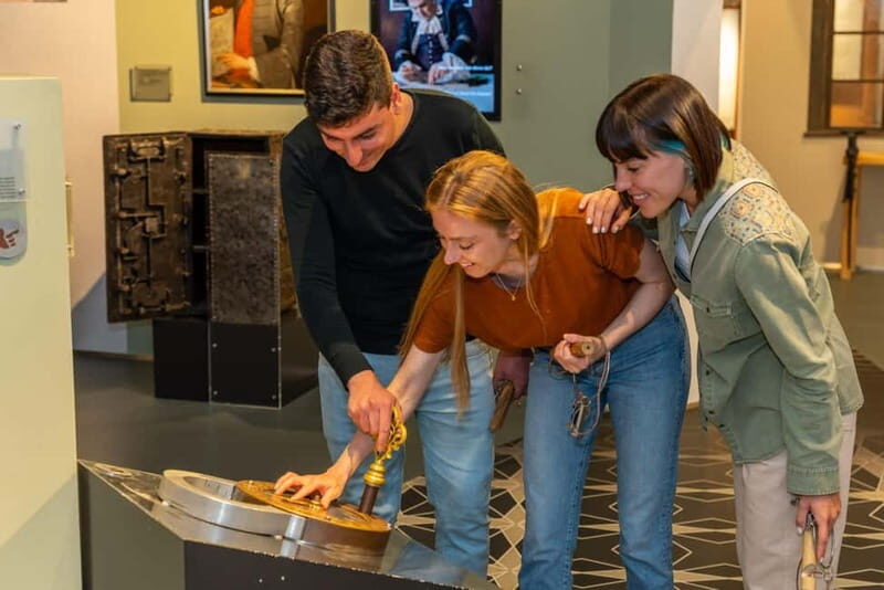 Velbert: Admission ticket to the German Castle and Fittings Museum - What to Expect at the German Lock and Fittings Museum