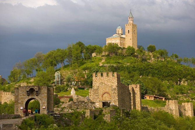 Veliko Tarnovo and Medieval Bulgaria Private Day Trip From Bucharest - Tour Tsarevets Fortress in Bulgaria