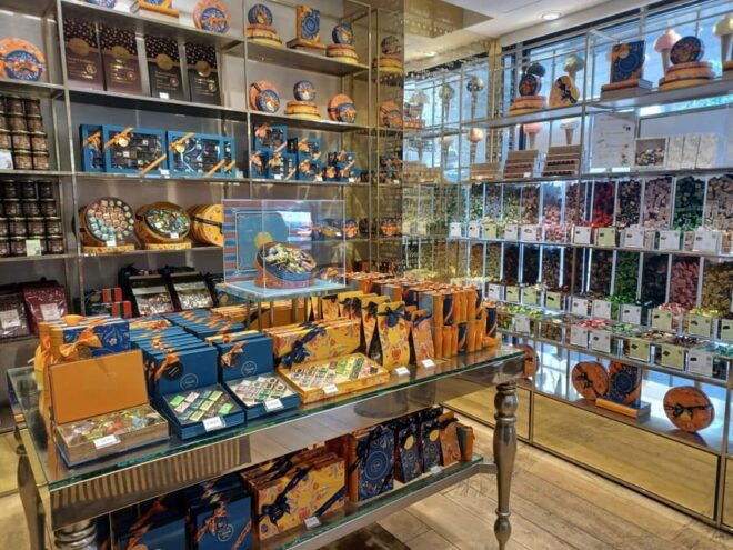 Venchi: Chocolate Tasting Experience in Bologna - Meeting Location Details