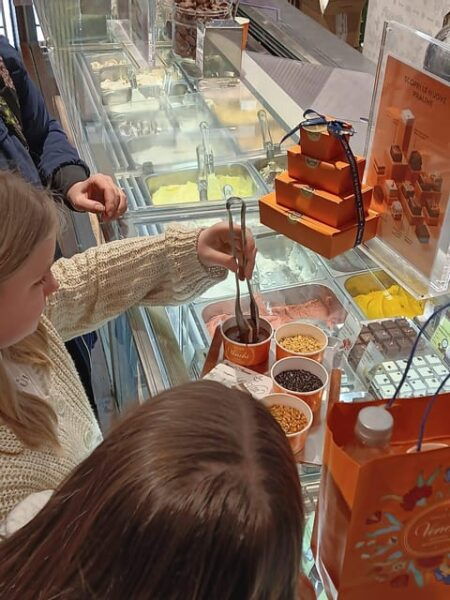 Venchi: Chocolate Tasting Experience in Bologna - Tips for Enjoying Your Visit