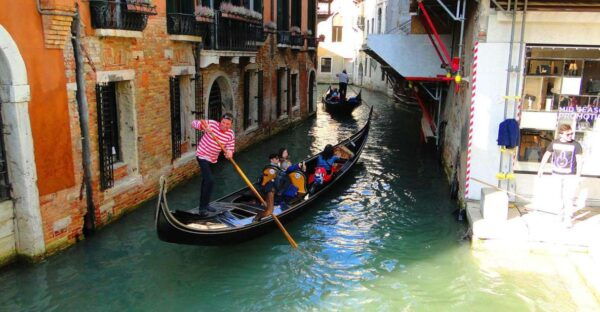 Venetian Serenade: Private Gondola Bliss - Frequently Asked Questions