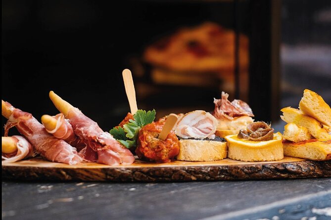 Venezia Walking Tour With Audio and Written Guide by a Local - Authentic Local Restaurants