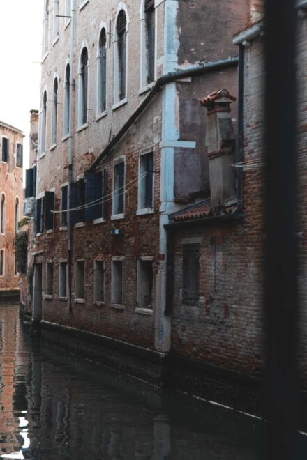 Venice: A Private Session With a Local Videomaker - Video Production Process