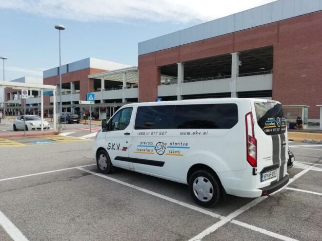 Venice: Airport Transfer to Trieste - Travel Directions