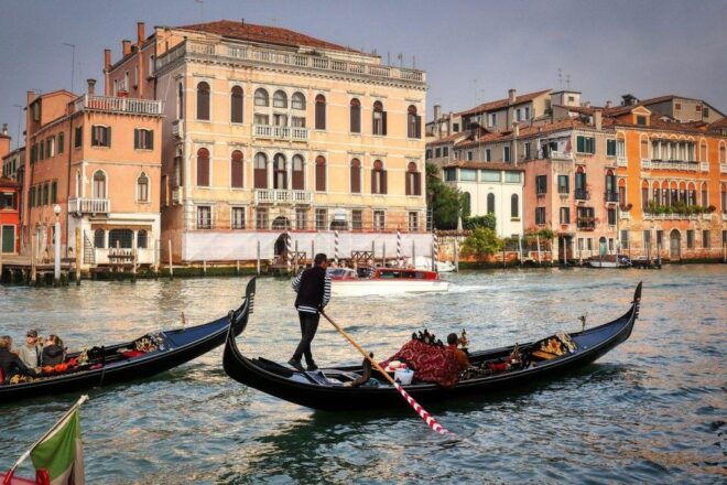 Venice: All-Inclusive Sightseeing Tour With Gondola Ride - Itinerary