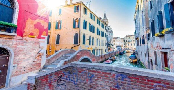 Venice: All-Inclusive Sightseeing Tour With Gondola Ride - Price and Duration