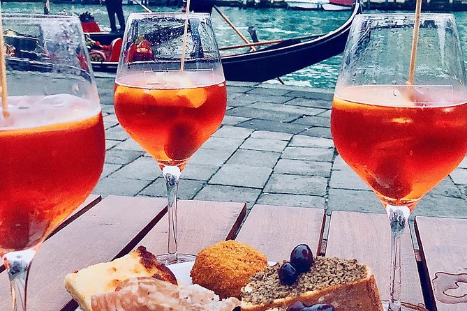 Venice: Aperitif & Cicchetti Tasting and Walking Tour - Authentic Venetian Delicacies