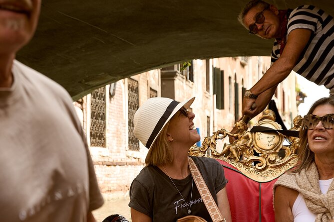Venice Art Walking Tour With Traditional Spritz and Gondola Ride - Booking and Flexibility