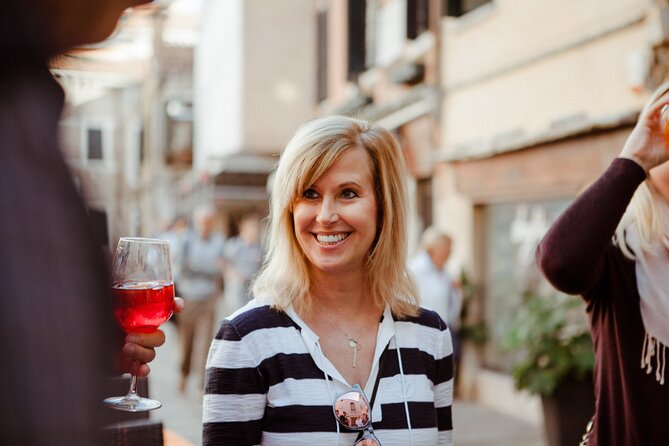 Venice at Sunset: Cicchetti, Food & Wine Tour - Creating Unforgettable Memories on the Sunset Tour