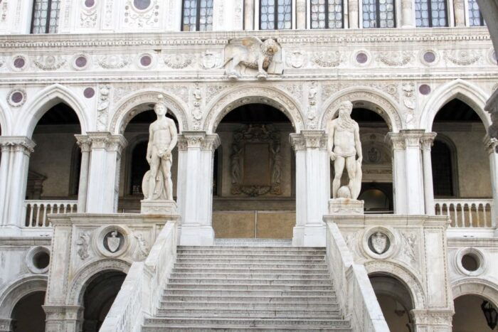 Venice: Basilica+ Doge's Palace+ Lagoon Islands-Guided Tour - The Sum Up