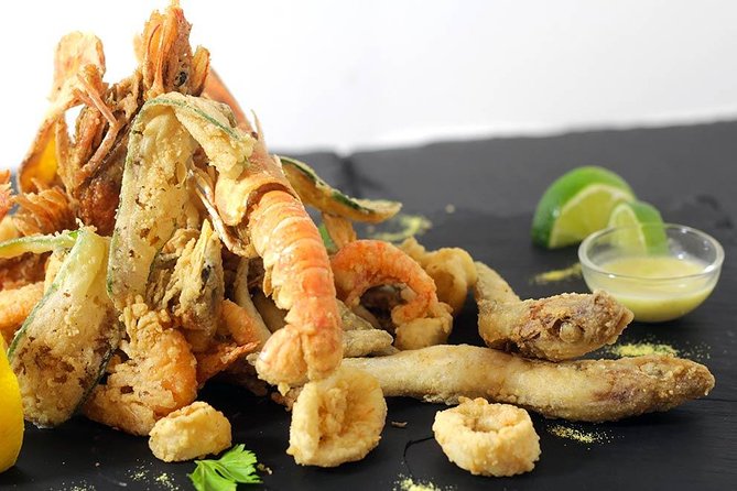 Venice: Boat Tour to Murano, Burano and Torcello With Fish Lunch - Independent Exploration