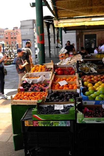 Venice: Breakfast Guided Tour - Explore Picturesque Locations
