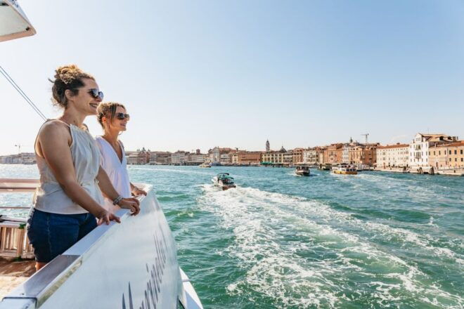 Venice: Burano, Torcello & Murano Boat Tour W/Glassblowing - Colorful Houses of Burano