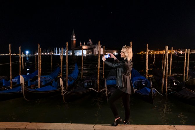 Venice by Night Sightseeing Tour With Local Wine and Tapas - Traveler Photos and Reviews