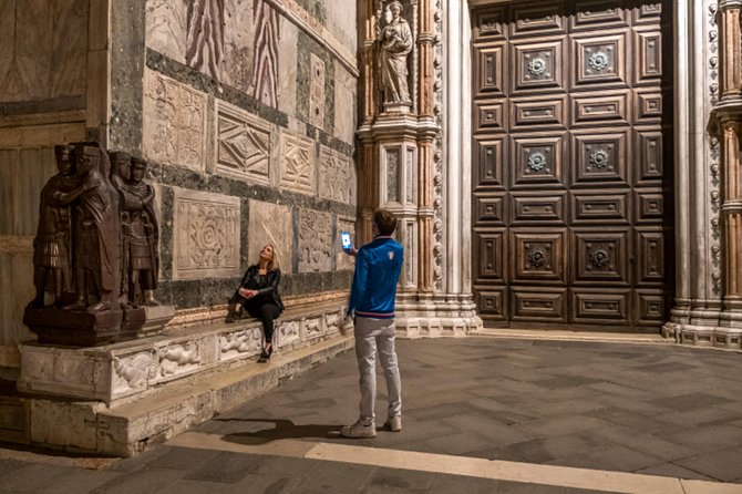 Venice by Night Sightseeing Tour With Local Wine and Tapas - Recommendations and Additional Information