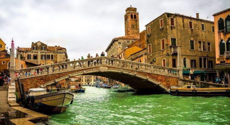 Venice: Cannaregio District Private Walking Tour - Duration and Languages