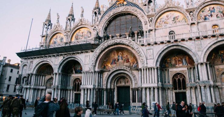 Venice: Capture the Most Photogenic Spots With a Local - Experience Highlights