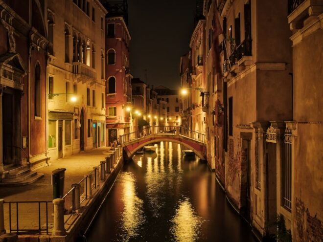 Venice: Casanova Self-Guided Audio Tour - Important Information