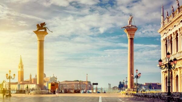 Venice: City Exploration Game and Tour on Your Phone - Frequently Asked Questions