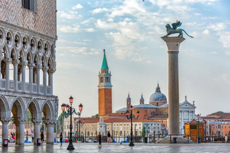 Venice: City, St. Mark's Basilica & Doge's Palace Audio Tour - 365-Day Validity and Audio Guide in English