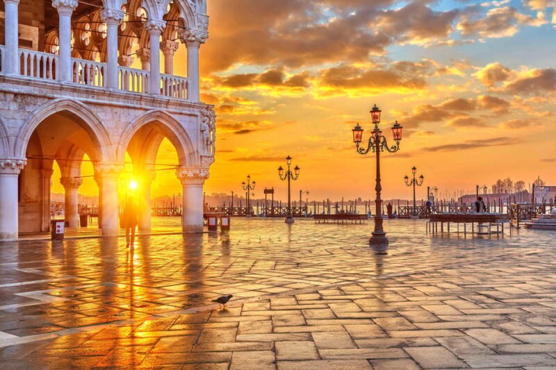 Venice City Walking Tour with an APP - A Closer Look at the Venice Self-Guided Walking Tour
