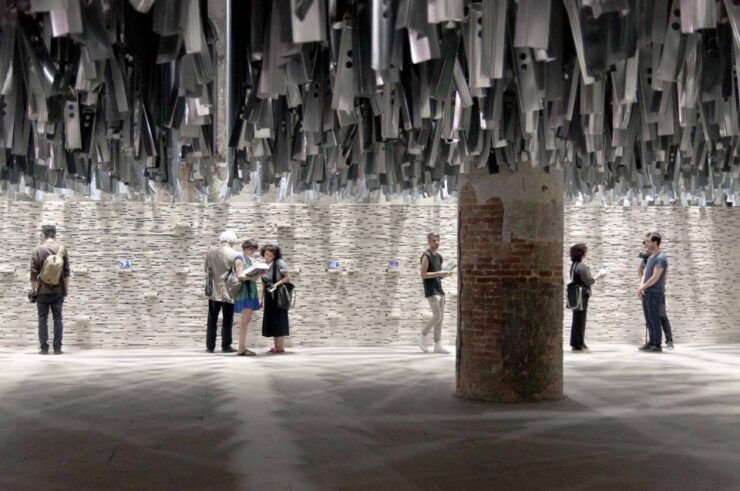 Venice: Contemporary Art Private Tour With Gallery Entry - Experience Highlights