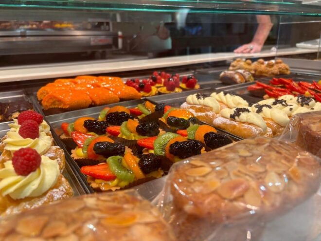 Venice Delights: Coffee & Food Experience Walking Tour - Meeting Information