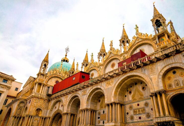 Venice: Doges Palace & Saint Marks Basilica Private Tour - Itinerary