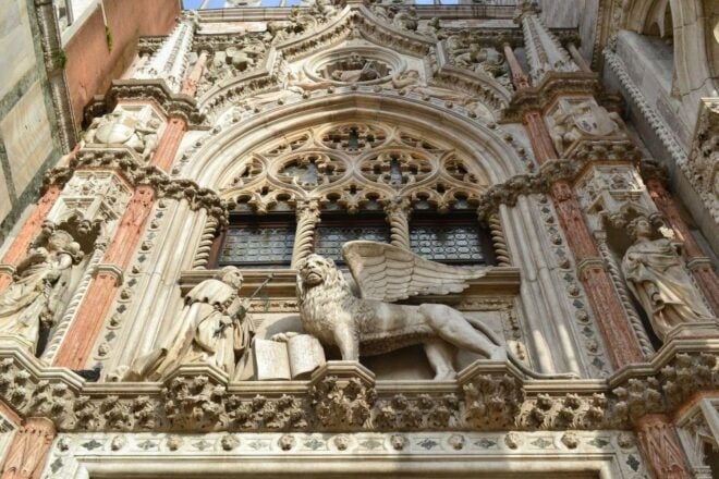 Venice: Doges Palace Skip-the-Line Entry & Self-Guided Tour - Important Information