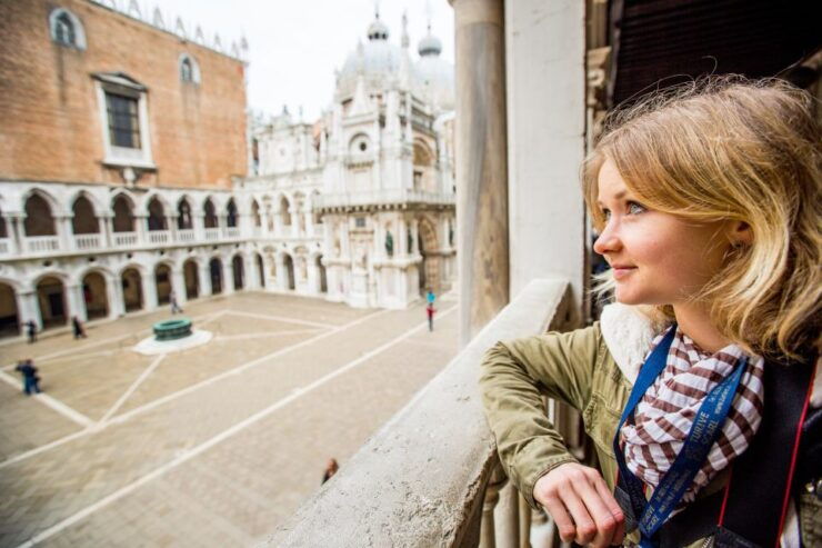 Venice: Doge's Palace Skip-The-Line Tour With Prisons - Art Masterpieces and Famous Artists