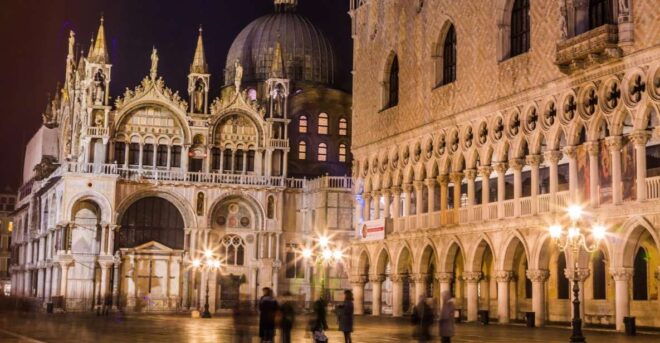 Venice: Evening Walk With Exclusive Access to Saint Mark's - Tour Highlights