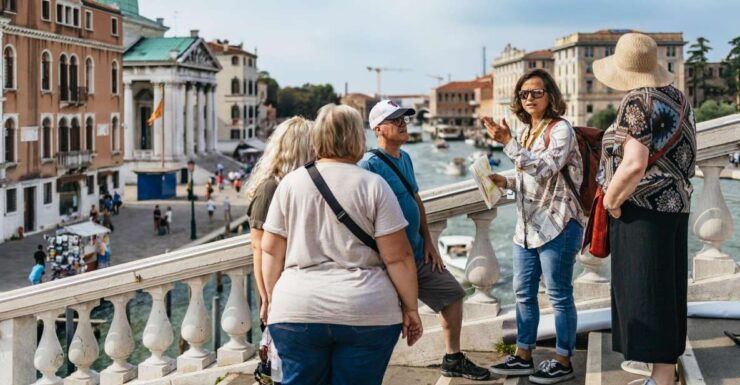 Venice: Exclusive Rooftop Terraces Tour With Prosecco - Exclusive Rooftop Terraces Tour Highlights