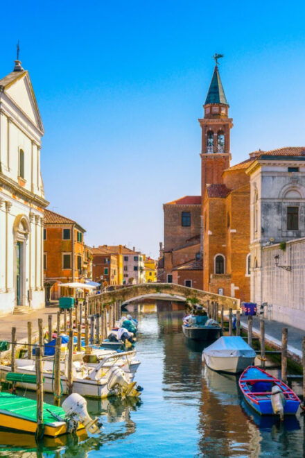 Venice: Explore Chioggia and Sottomarina With Train+Bus - Exploring Chioggia