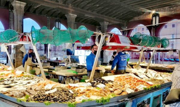 Venice: Fish Market Shopping Walking Tour & Home Cooked Meal - Frequently Asked Questions