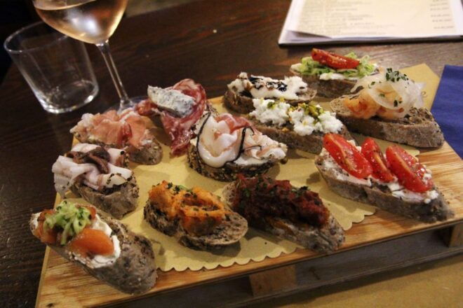 Venice: Food and Wine Walking Tour With a Local Guide - Starting Location