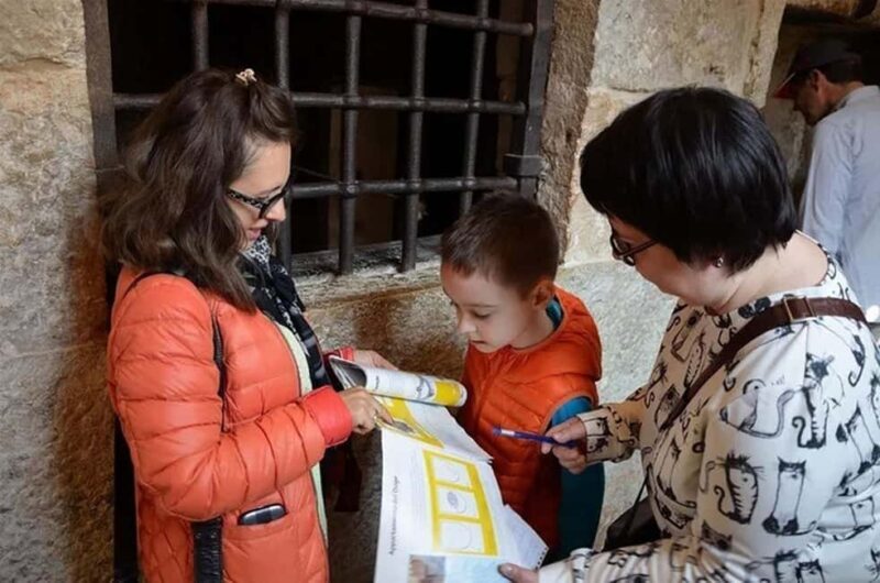 Venice for families: Treasure hunt tour of the Doge's Palace for children - An Authentic Family Adventure in Venice